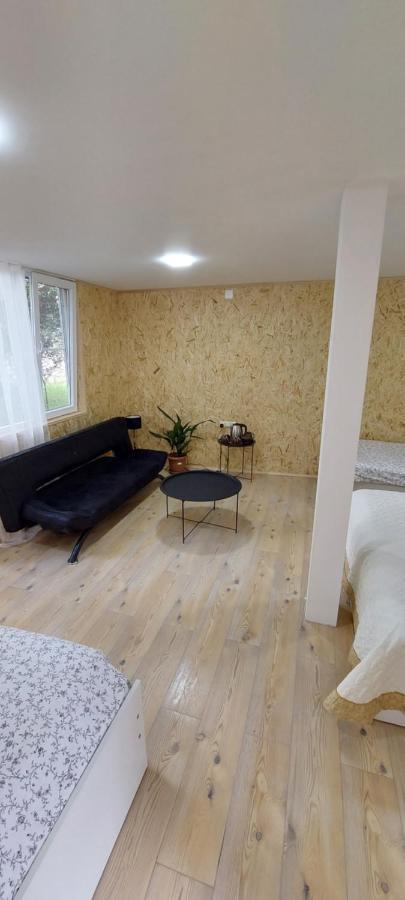 Guest House Mart Villa Martvili Eksteriør billede